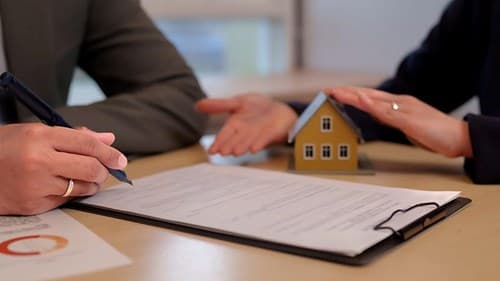 Procedural Support for Real Estate Agencies